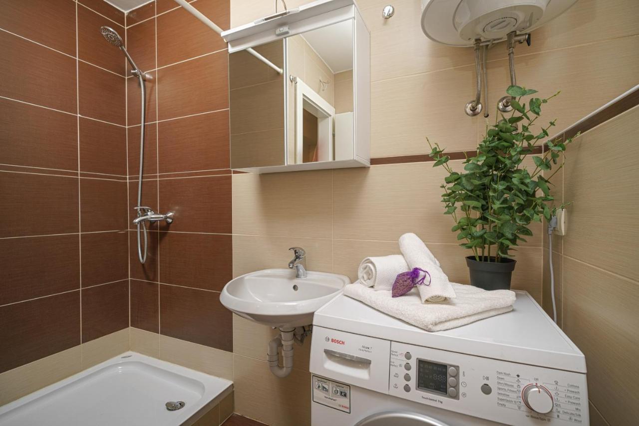 Villa Pia Vodice Bagian luar foto